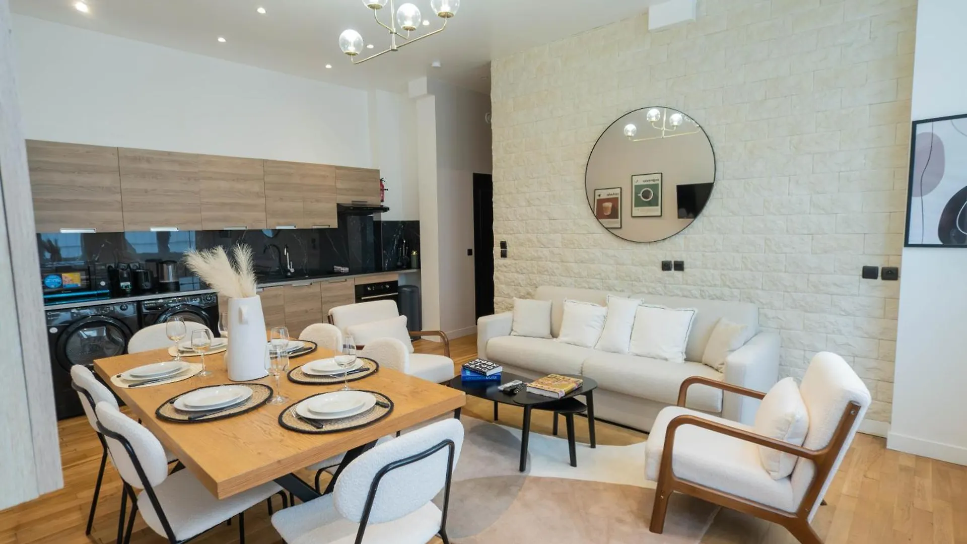 Apartment Center Of Paris By Studio Prestige 法国
